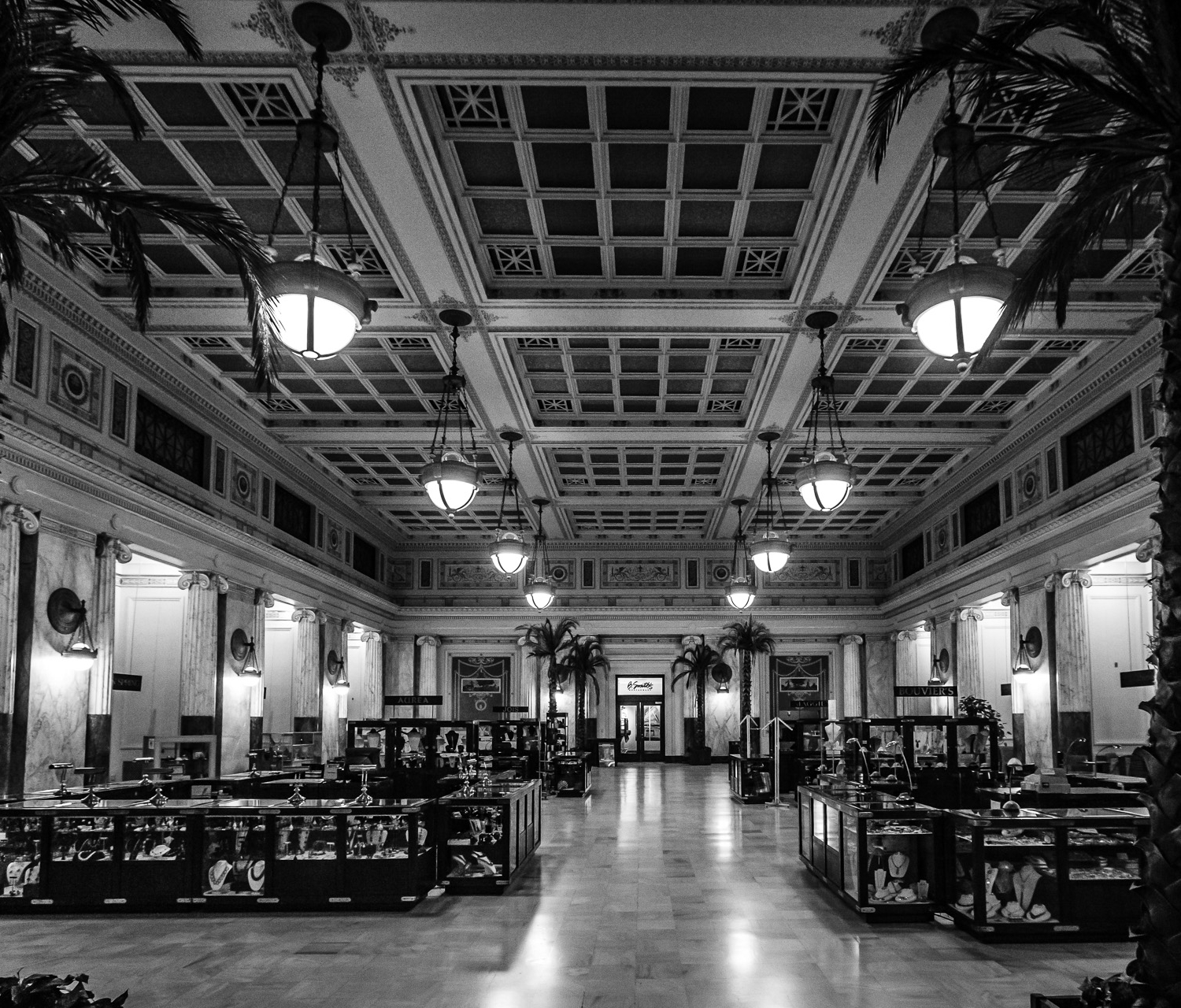 Union Station &#8211; Washington, DC Interiors at night
